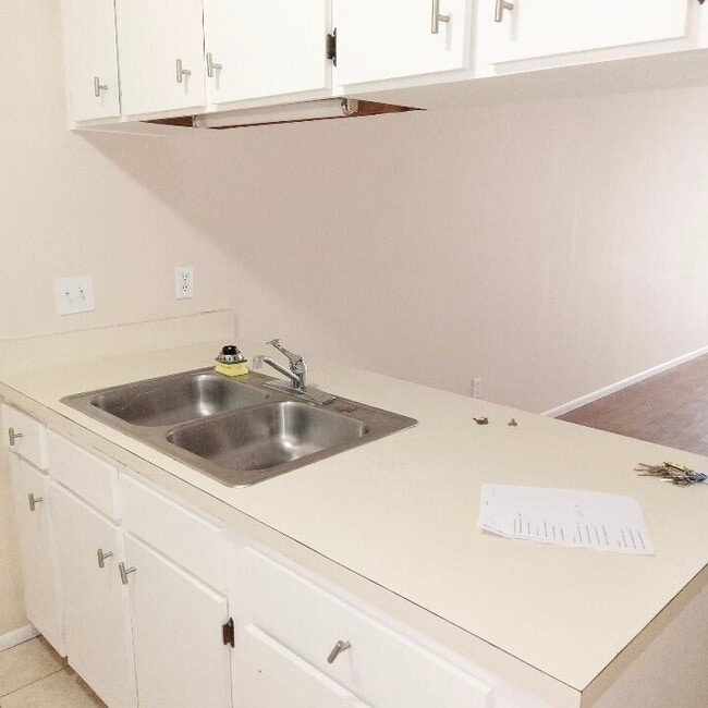 Photo - 5370 SE 30th Pl Unit D