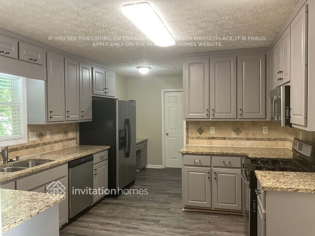 Photo - 615 Simon Ive Dr