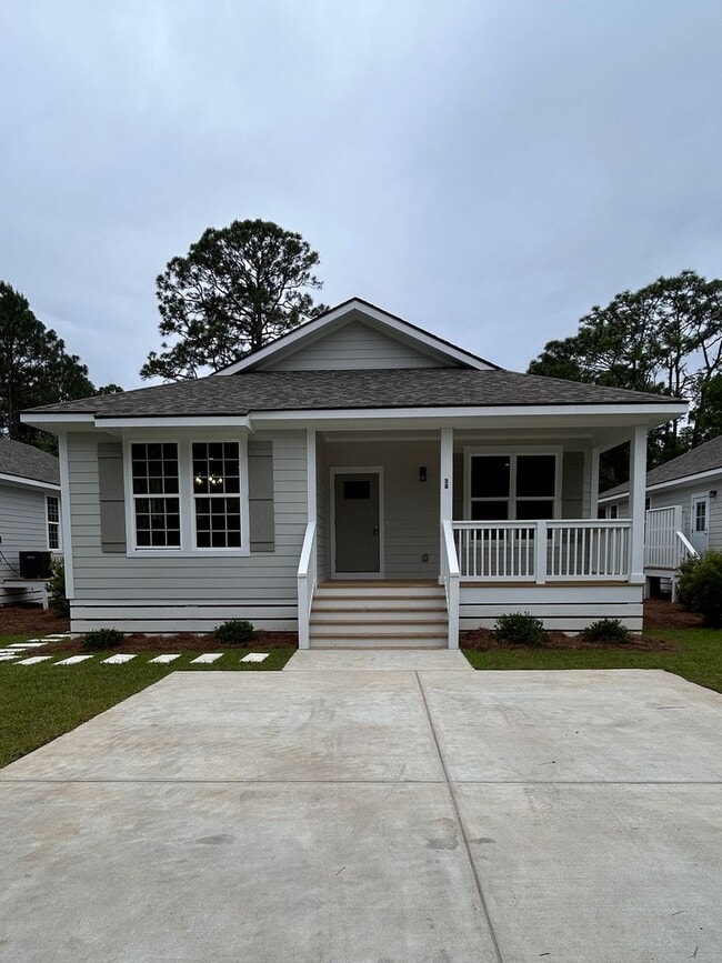 Building Photo - Brand new home! 3/2 with covered porches
