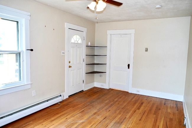 Photo - 130 N Corona St