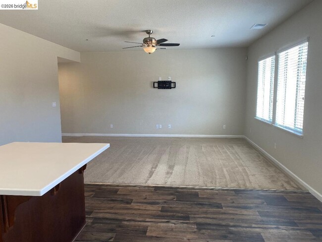 3636 Landmark Cir