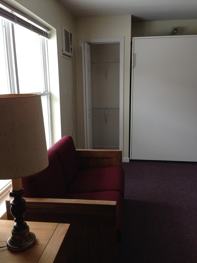Photo - Studio Apartment at College Court -- SUBLET STARTING 02/01/2026