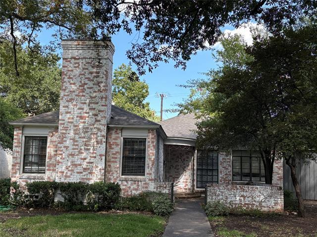 Building Photo - 4600 Belclaire Ave Rental
