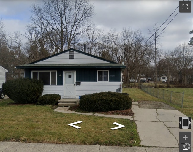 Building Photo - Parkwood Rental