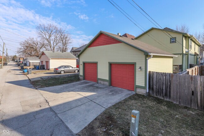 Photo - 2322 Alabama St