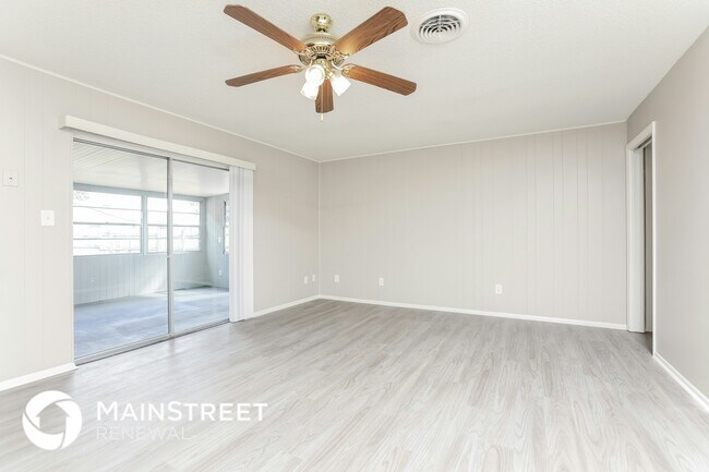 Photo - 10620 Jonathan Dr