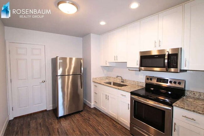 Photo - 550 W 9th St Unit 1