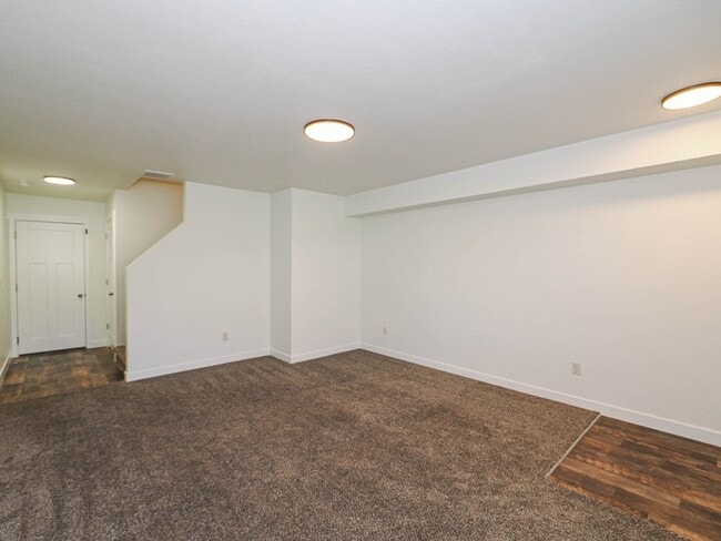 Photo - 14436 S Ferndale Way