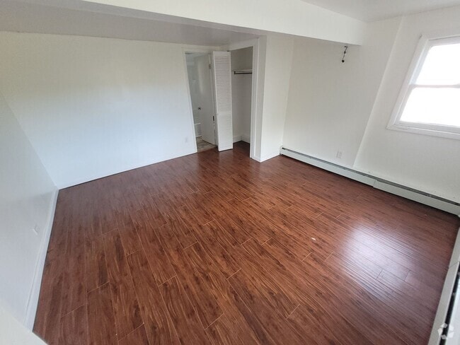 Building Photo - 776 NY-284 Unit 2 Rental