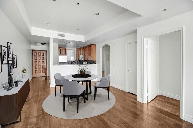 Photo - 4410 Sepulveda Apartments