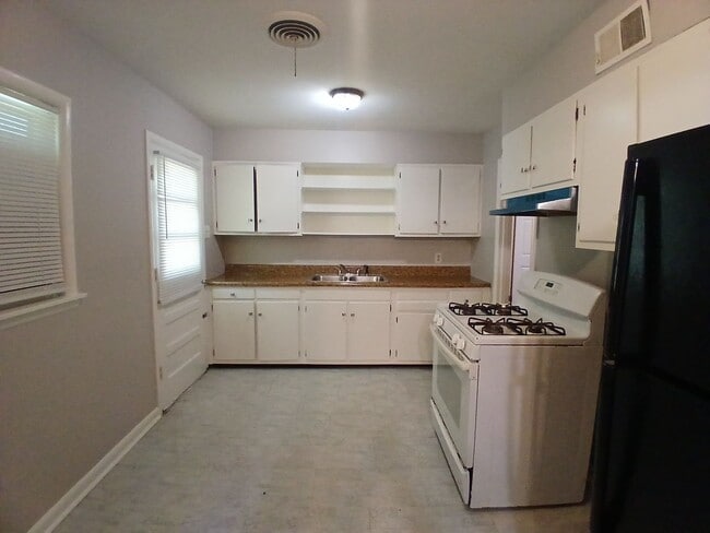Photo - Charming Newly Renovated Home In East Memphis 3 Bed 1 Bath