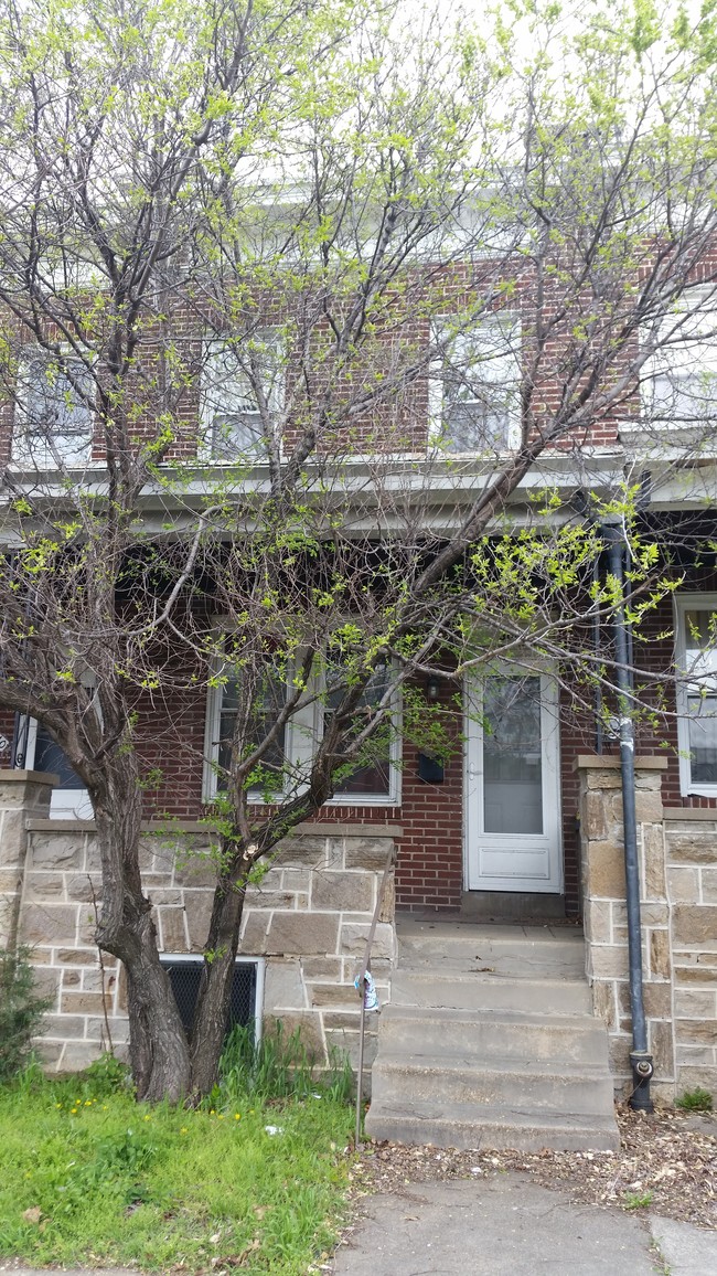 Photo - 308 W 30th St House