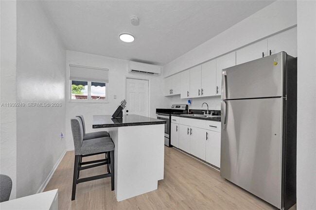 Photo - 1001 NE 110th St Unit 1003