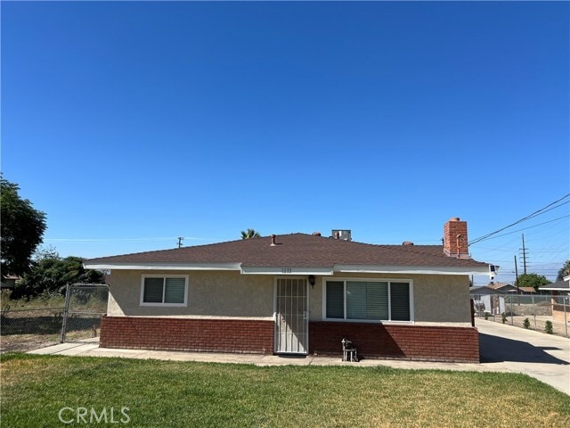 Building Photo - 1233 Lawton St