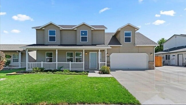 Building Photo - 1916 N Duck Hawk Ave