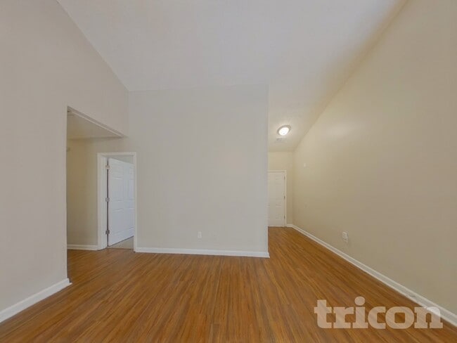 Photo - 255 Butler Bridge Cir