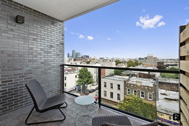 Photo - 1059 Manhattan Ave Unit 6A
