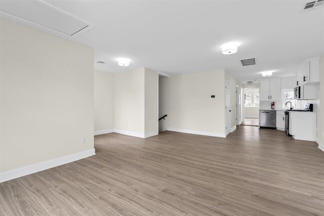 Photo - 414 6th St Unidad 2