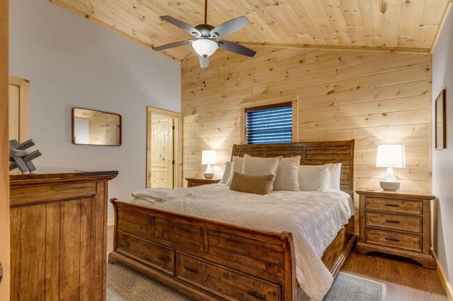 Photo - 5151 Riversong Way Unit ID1051751P