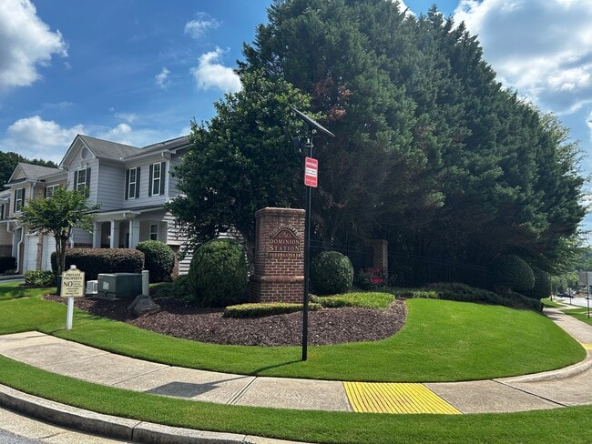 Photo - 1023 Privy Ln