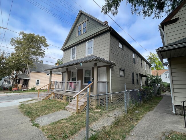 Photo - 4420 Bush Ave Unit 1 (Down Front)