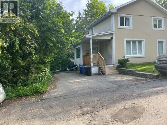 Photo - 448 Green Ave