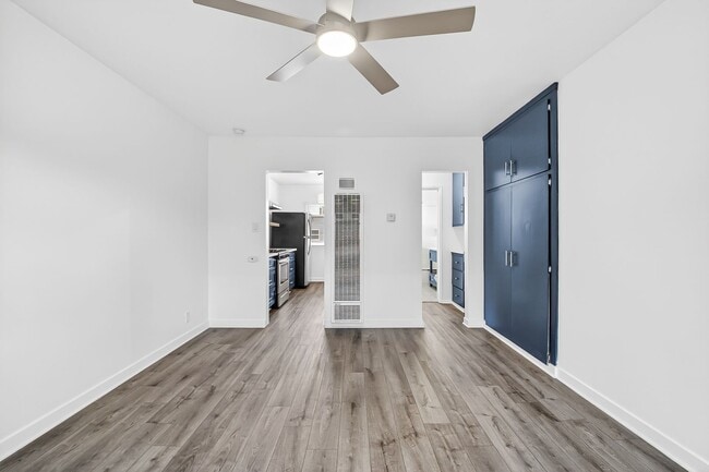 Building Photo - 936 Cedar Ave