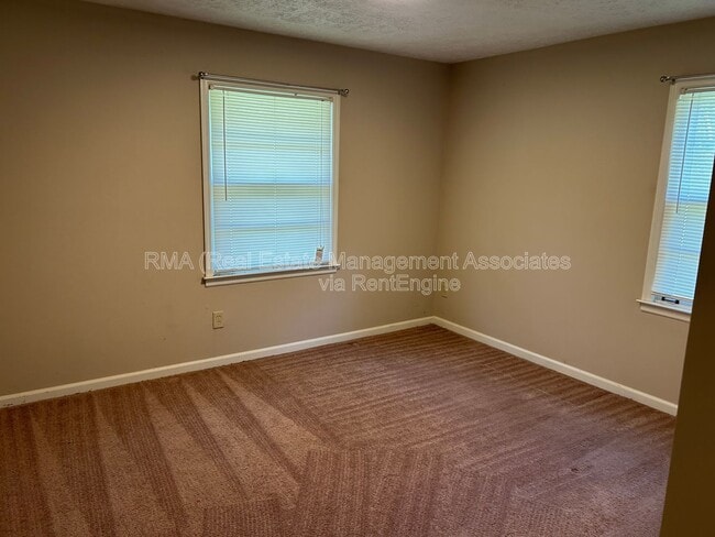 Photo - 764 Cheatham Rd
