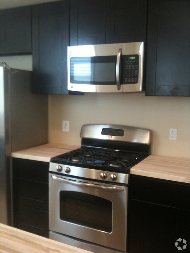 Building Photo - 6th Street NE Unit Garden - 1A Rental
