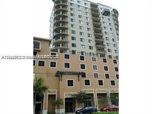 Building Photo - 4242 NW 2nd St Unit 1009