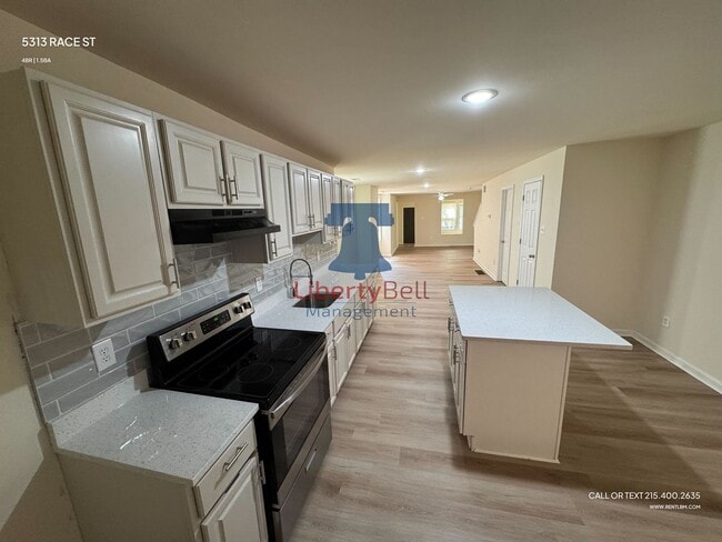 Photo - 5313 Race St