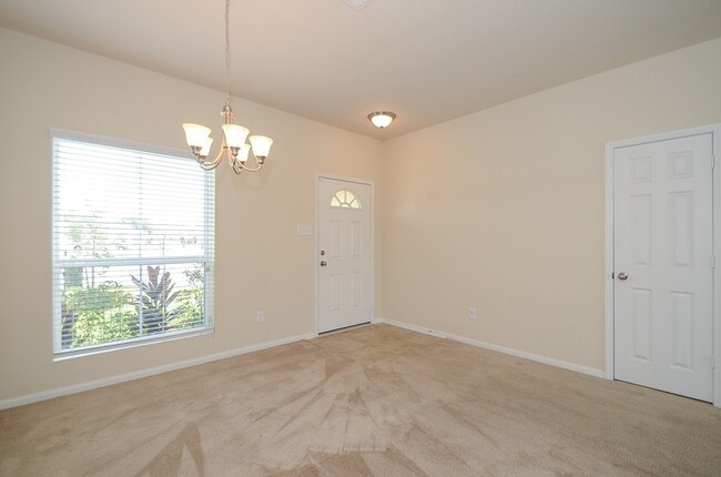 14935 Vinegrove Falls Ct