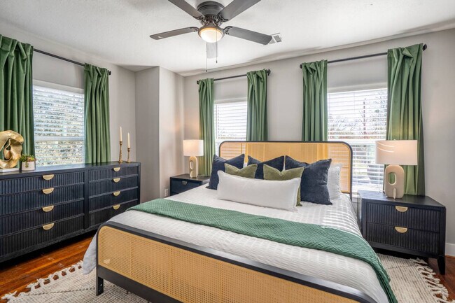 4952 Polk St Unit SI ID1531106P