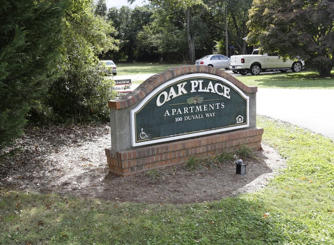 Oak Place