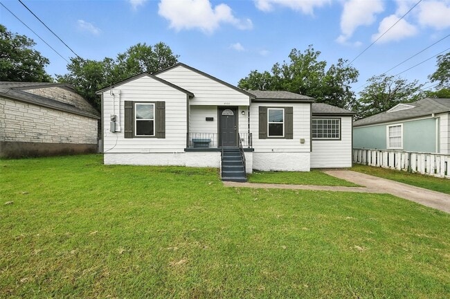 Photo - 6520 Lovett Ave