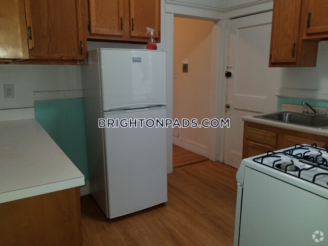 Building Photo - 15 Egremont Rd Rental