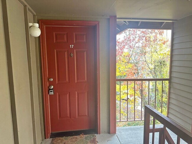 Building Photo - 2 Bedroom Hillsdale Commons Apartment! Unit 1332 - #17