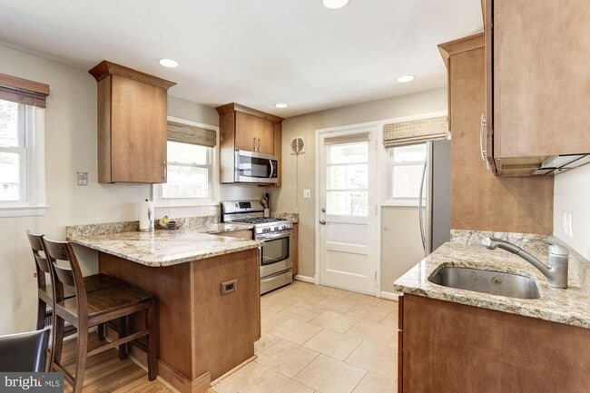 Photo - 6408 Tisdale Terrace