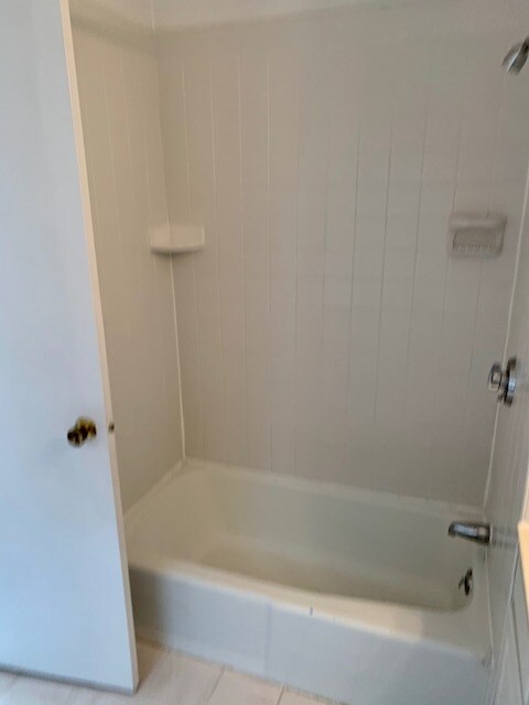 Photo - 392 Beacon St Unit 6