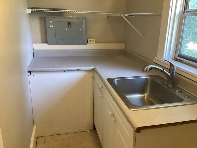 Photo - 545 N Goodlet Ave