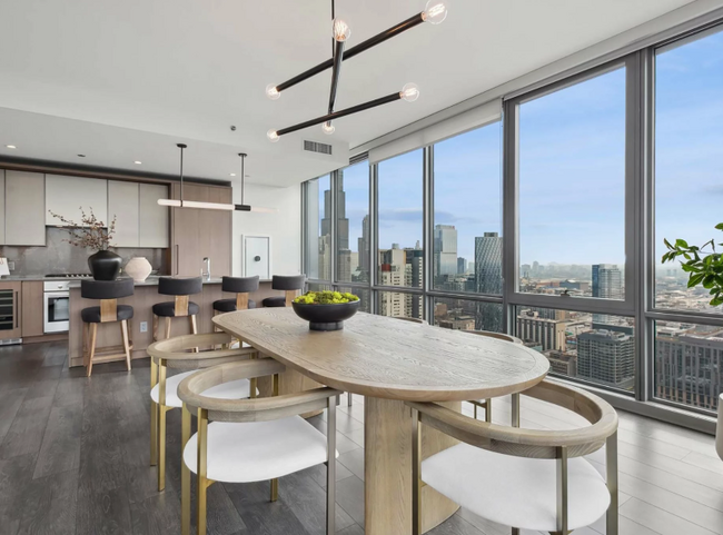 Photo - 122 N Green St Condo