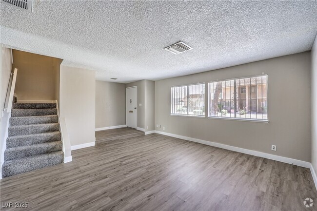 Building Photo - 2426 Paradise Village Way Rental