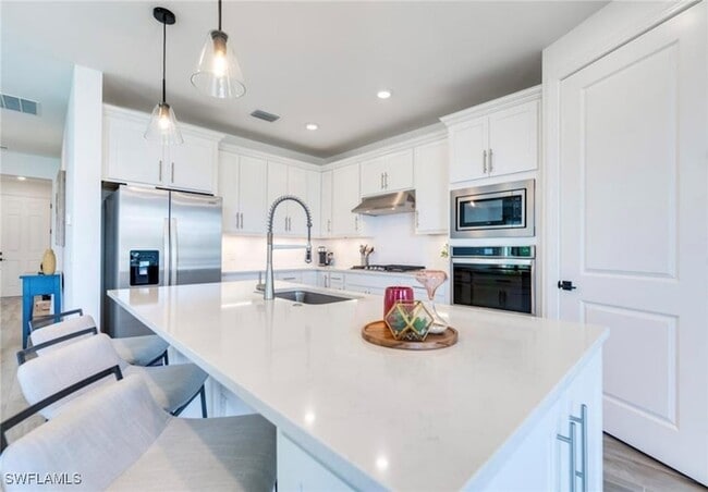 20419 Pebble Gln Dr