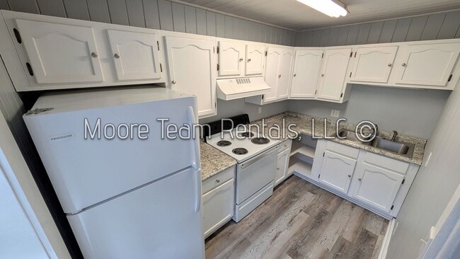 Photo - Cozy 1-Bed, 1-Bath Home w/ Laundry Hookups!