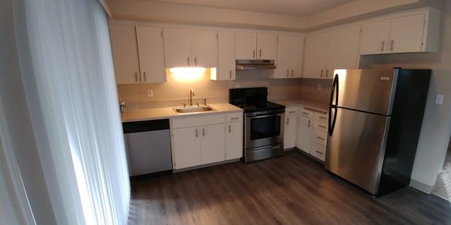 Photo - Westridge Apartments