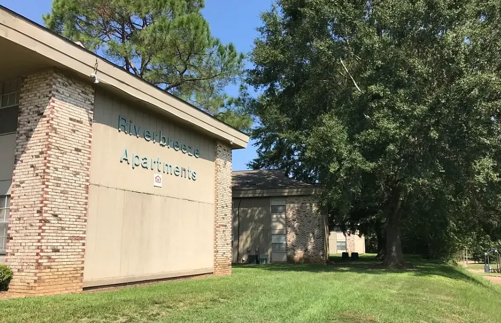 Photo - Riverbreeze Manor Apartments