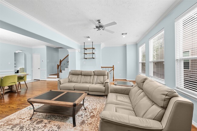 Photo - 3410 Skyline Village Dr