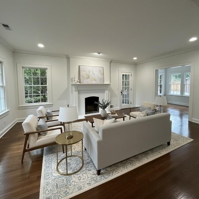 Photo - 935 Stovall Blvd NE