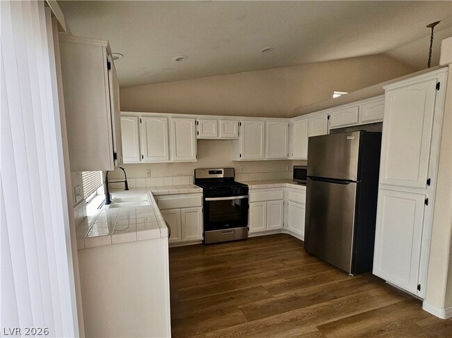 Photo - 6612 Woodsworth Ave