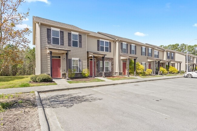 Photo - 2BR Townhome Near Camp Lejeune